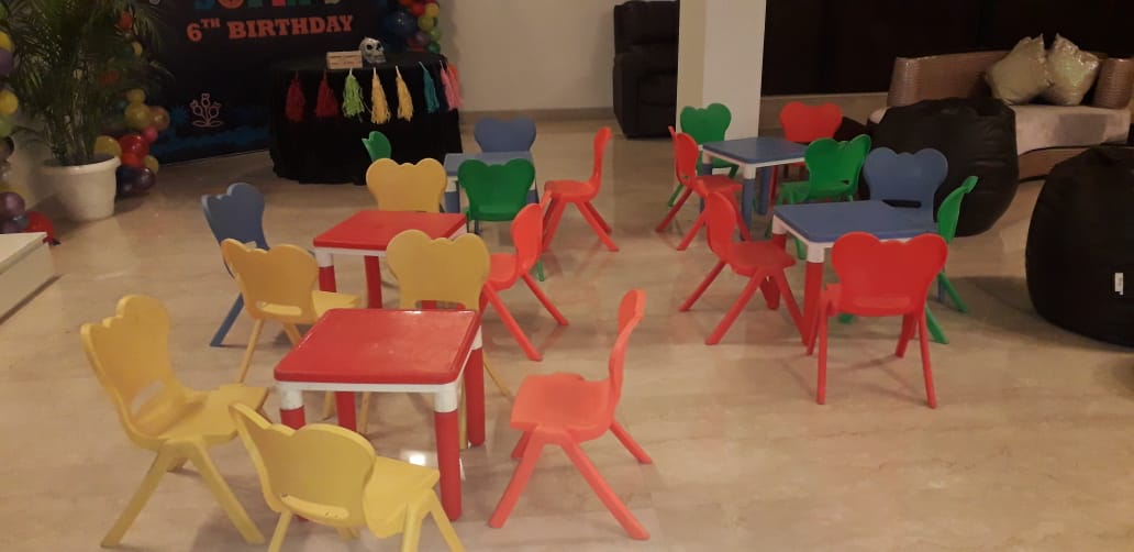 kids-table-chair