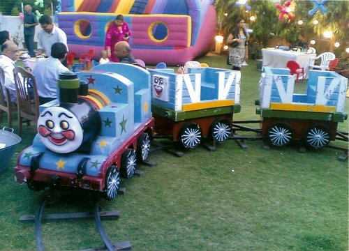toy-train1
